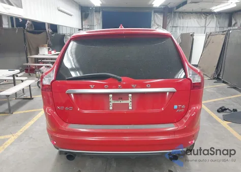 2015 Volvo Xc60 T6 R-Design Platinum from USA, damaged, VIN YV4902RS9F2734539